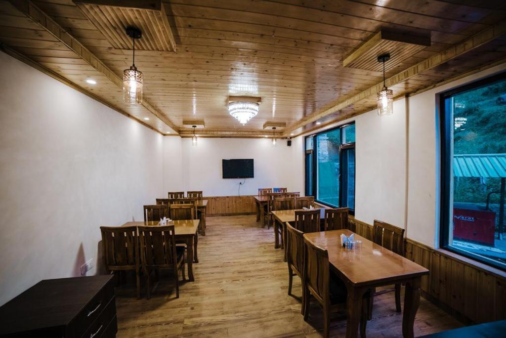 Hotel Black Magic Manali  Exterior photo